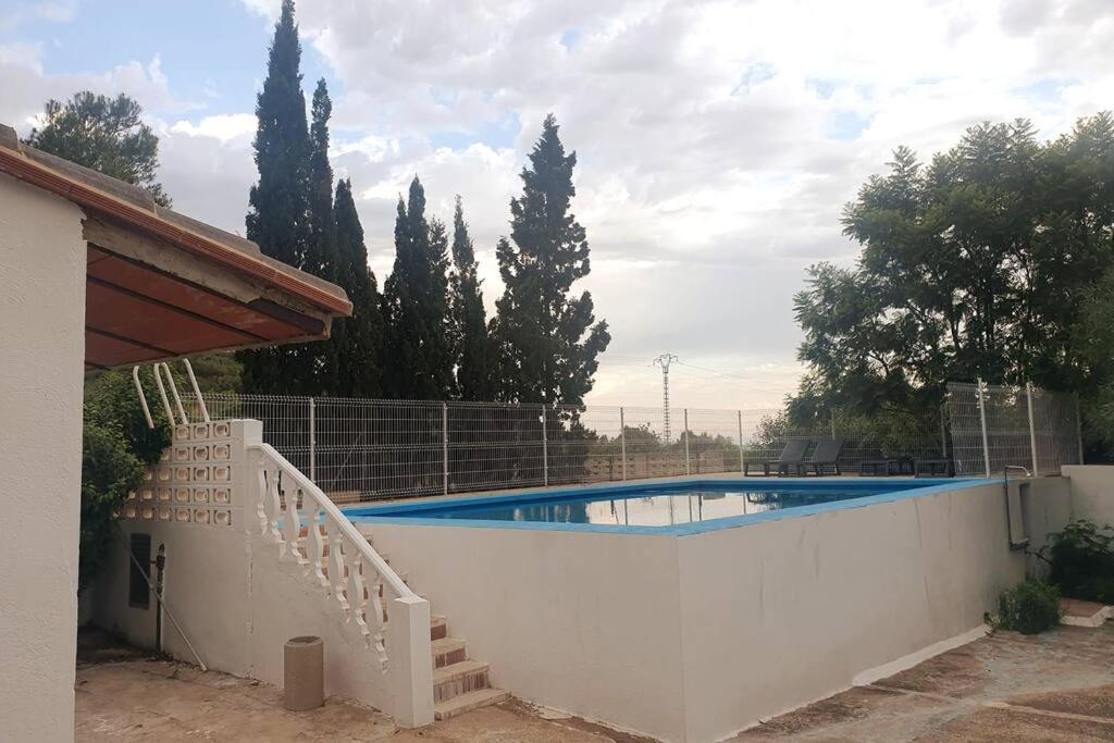 Casa Campo con piscina en la montaña de Picassent. Exterior foto