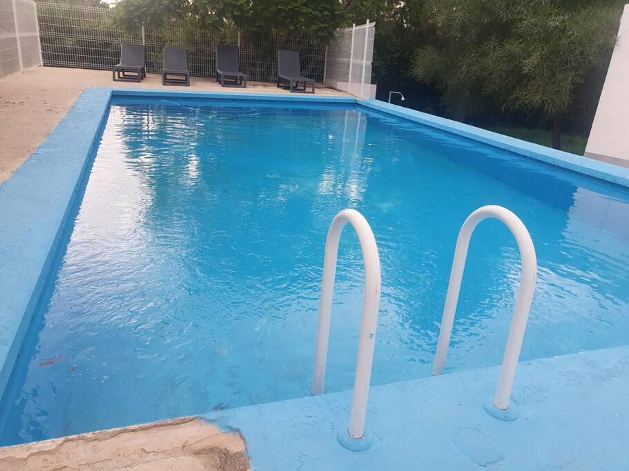 Casa Campo con piscina en la montaña de Picassent. Exterior foto